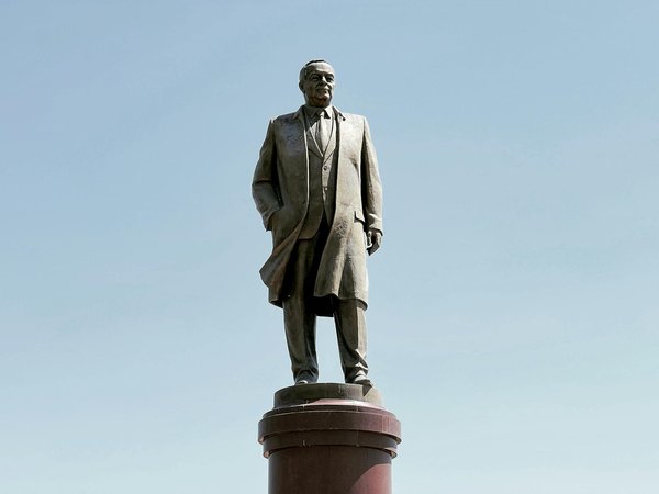 Discover Top UK Destinations for Guided Tours Delving into the Fascinating Legacy of British Pirates!